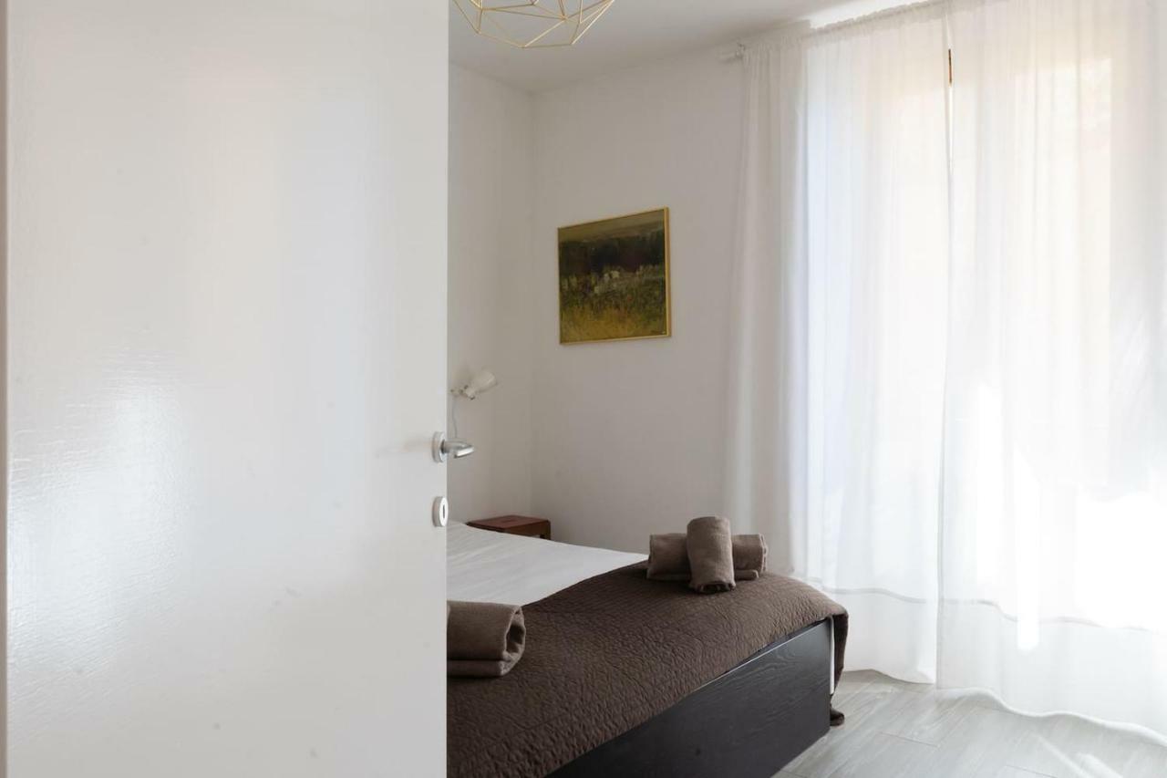 Romantic Pier By Rent All Como Carate Urio Exterior foto